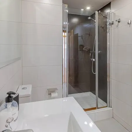 Beautiful With Sea Views Apartman